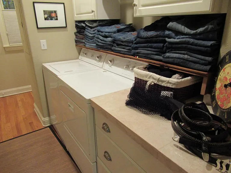 1016 N Lafayette St — Photo 22