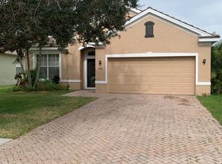 2454 Verdmont Ct, Cape Coral, FL 33991