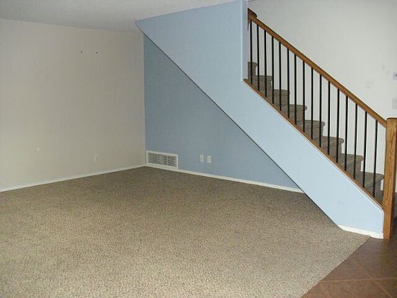 3rd image of 903 N Desert Ave