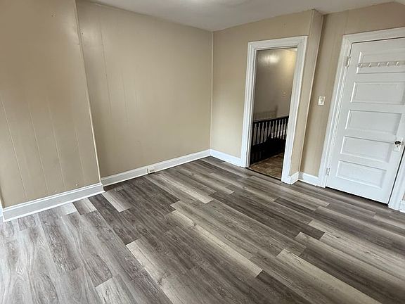 5th image of 407 S Potomac St #3F