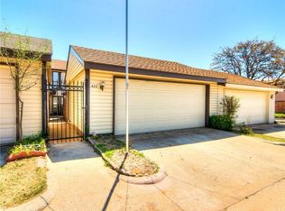422 Sundance Ln, Edmond, OK 73034