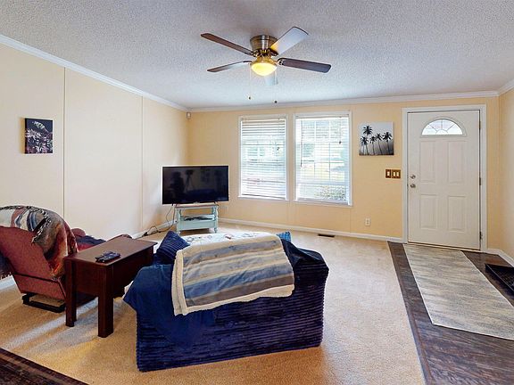 5th image of 209 Sease Acres Trl