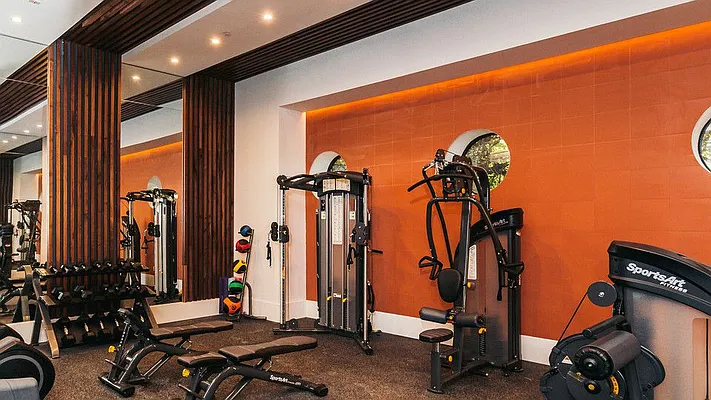 Rented by Nooklyn NYC LLC | media 75