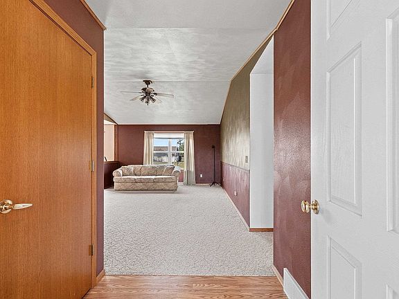 5th image of W6042 Greystone Ct