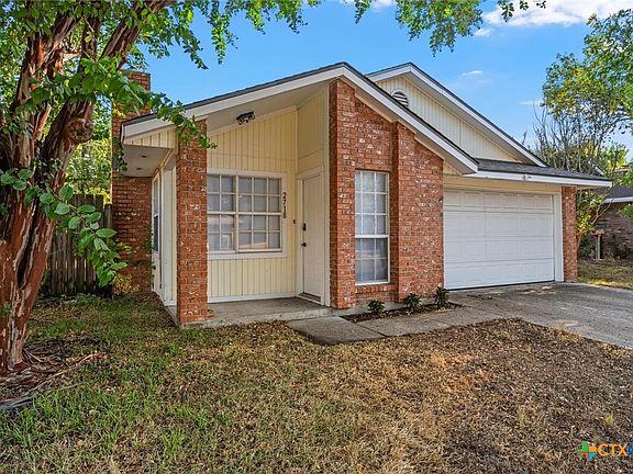 2nd image of 2718 Alamo Trl