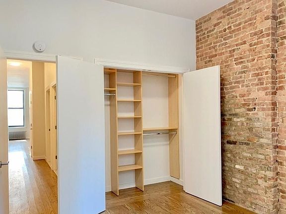 5th image of 116 E 57th St Fl 2