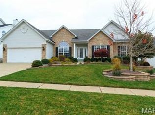 1257 Cypress Point Dr, O'Fallon, MO 63366