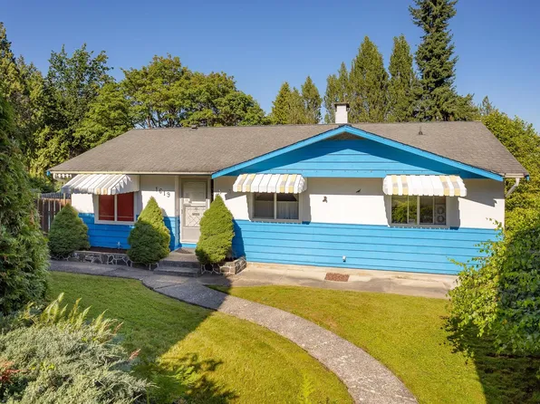 1619 Stella Pl, Pt Coquitlam, BC V3C 2R4
