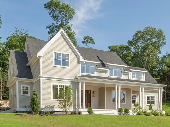 1 McSweeney Lane, Falmouth, MA 02540