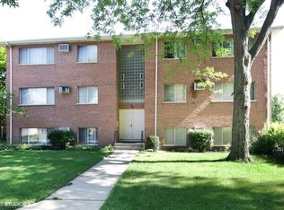 14 E Hattendorf Ave APT 5, Roselle, IL 60172