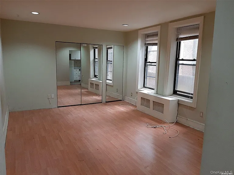 1 Hillside Ave #1A — Photo 6