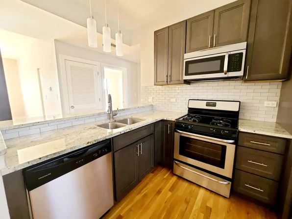 3235 W Potomac Ave #3N, Chicago, IL 60651