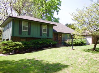 12706 Crystal Ave, Grandview, MO 64030