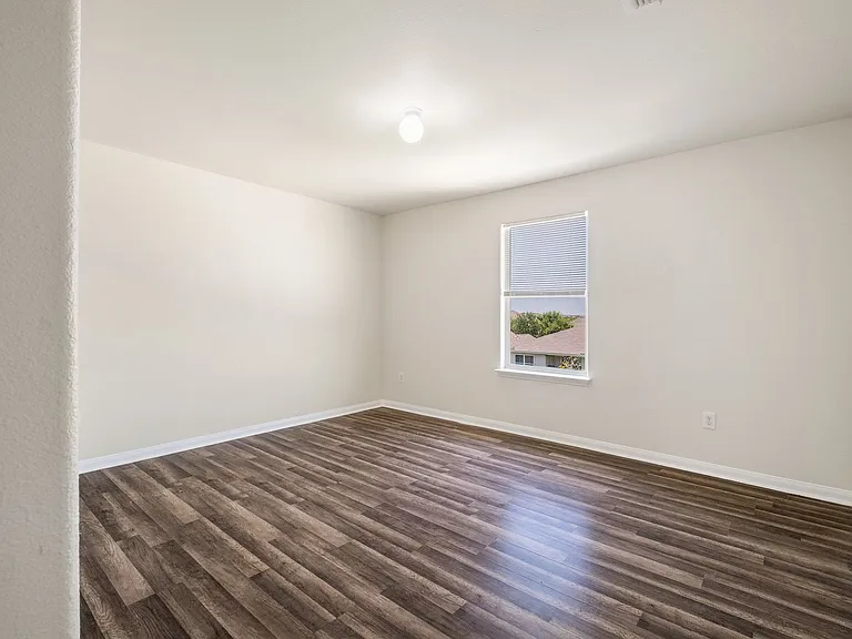 19420 James Manor St — Photo 21