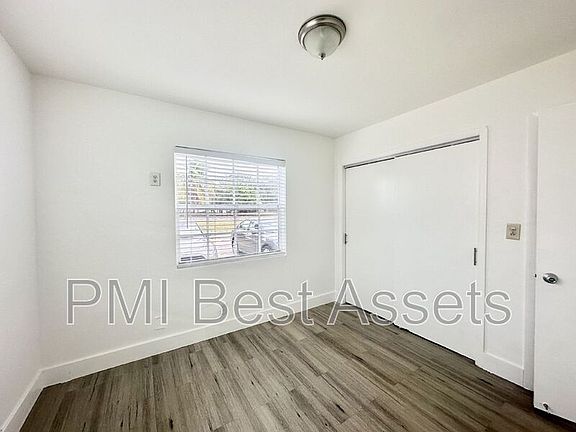 4th image of 141 NW 4th Ave APT 1