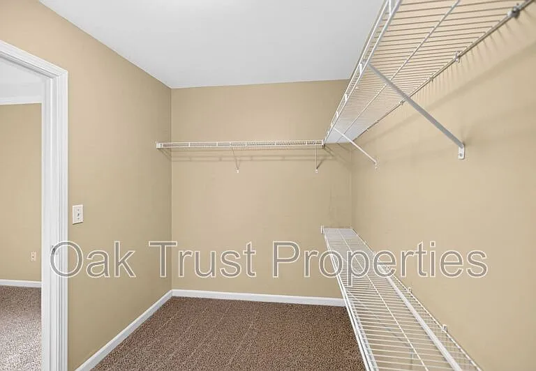 7018 Bellflower Ln — Photo 17