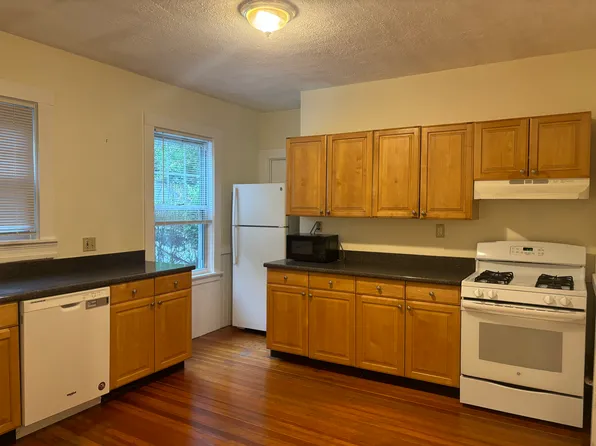 110 Winchester St #1, Brookline, MA 02446