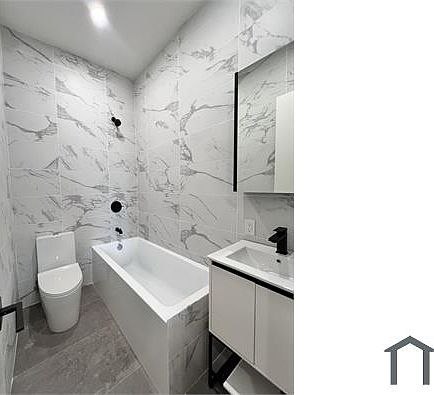 2nd image of 715 Howard Ave #2C