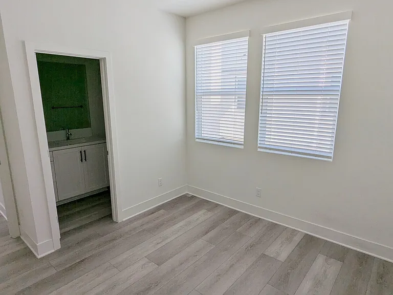10632 Hud Ct — Photo 10