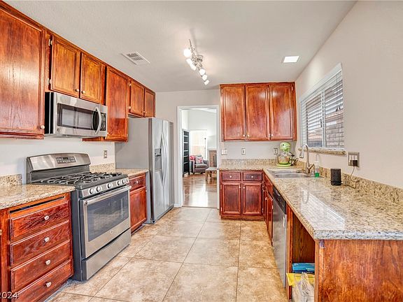 4th image of 7718 Barbican Ct