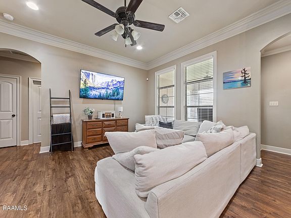 3rd image of 305 Milton Estates Ln