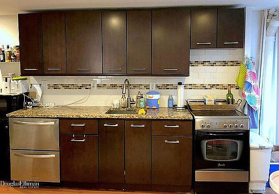 3rd image of 109 Congress St APT 1R