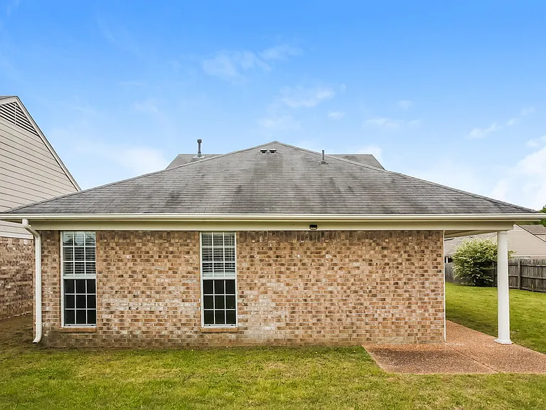 10218 Cottage Oaks Cv — Photo 16