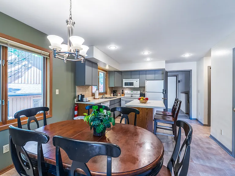 227290 Boulder Ridge Cir #5 — Photo 1
