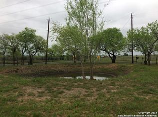 12815 Keller Rd, La Coste, TX 78039