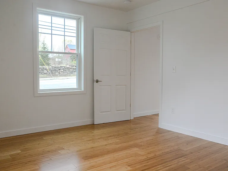 423 Main St #1 — Photo 8