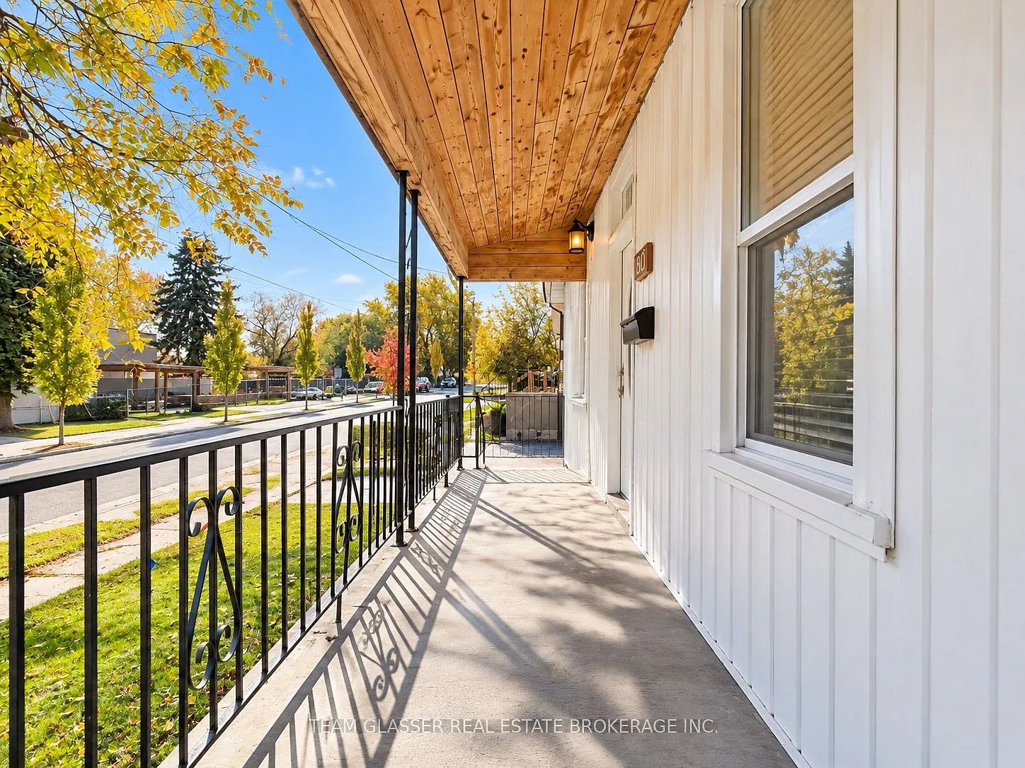 4 bed, $2,600 — Photo 4