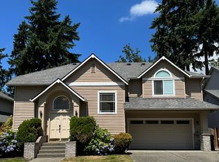 2024 NE 28th Pl, Renton, WA 98056