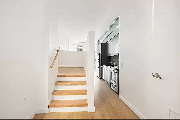 Rented by Compass | media 11