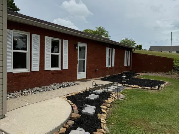 311 Silver Eagle Dr, London, KY 40744