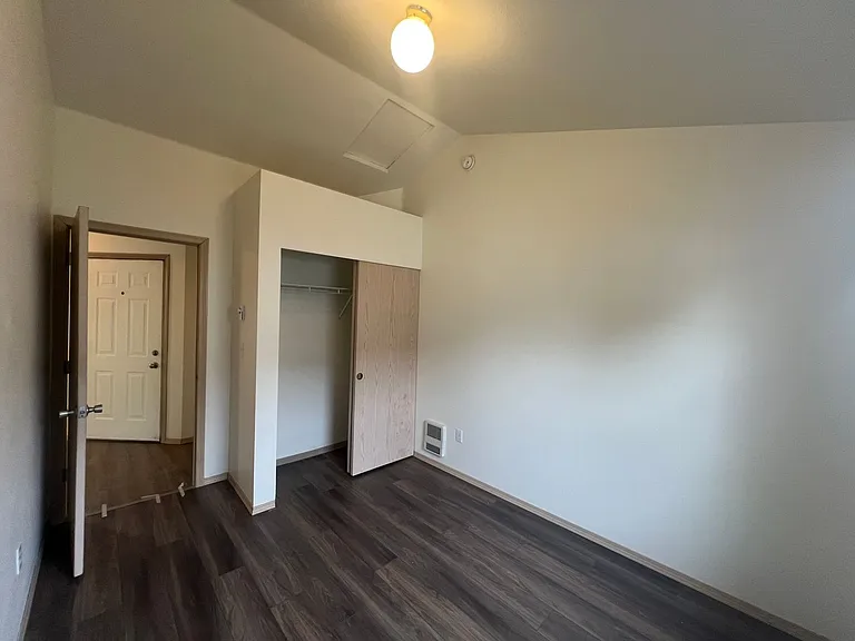 1501 H St #201 — Photo 7