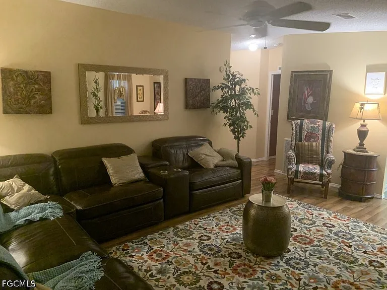 26239 Bonita Fairways Cir — Photo 3
