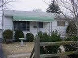 127 Devonshire Rd, Ypsilanti, MI 48198