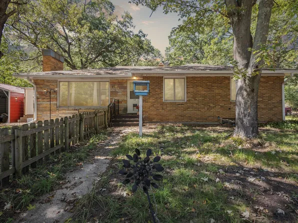 3081 Stratford St, Norton Shores, MI 49444