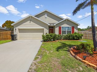 1017 SW Kant Avenue, Port St Lucie, FL 34953
