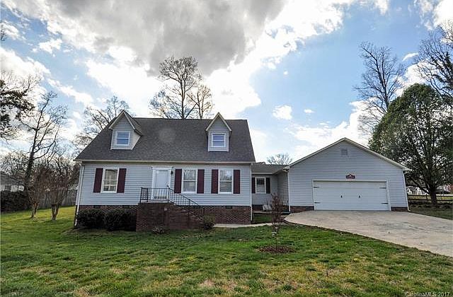1st image of 2200 Medlin Ct