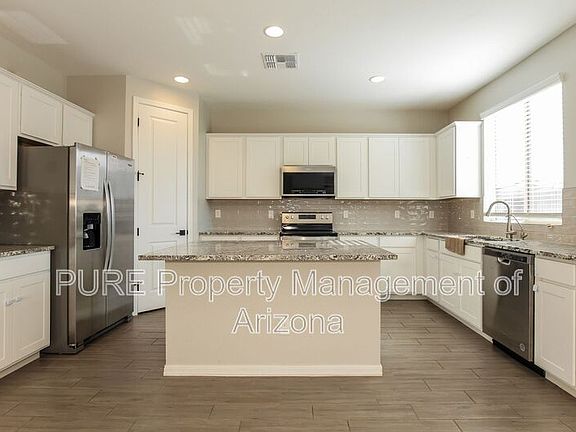 2nd image of 36117 W San Clemente Ave