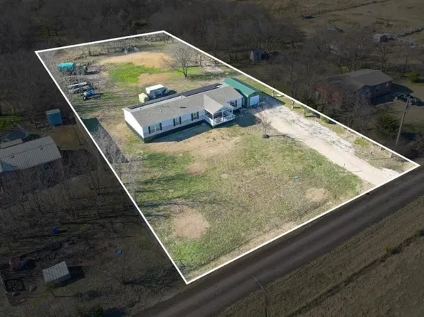 5740 County Road 1091, Celeste, TX 75423