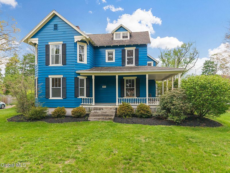 2nd image of 346 Kenwood Avenue