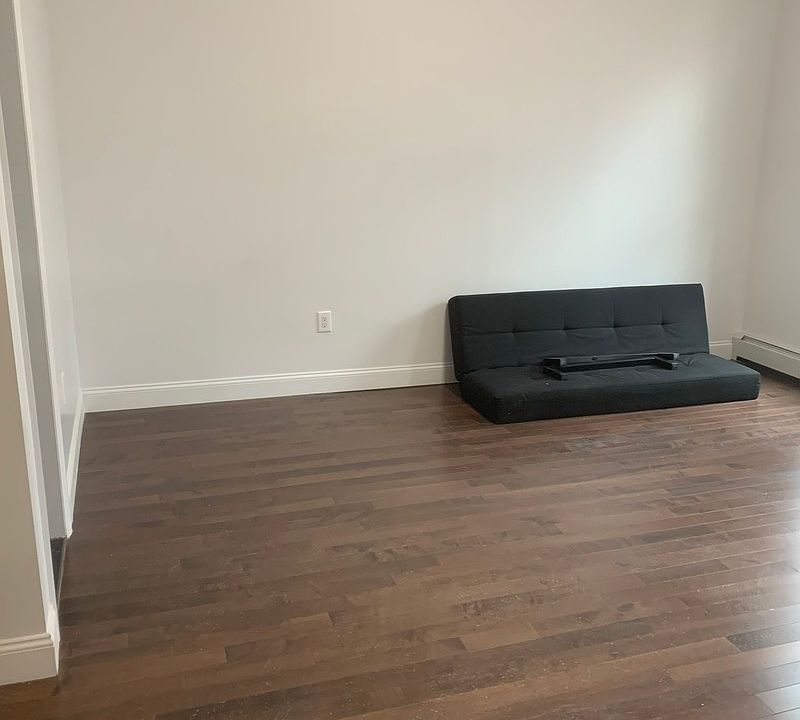 2nd image of 899 Willoughby Ave #1F