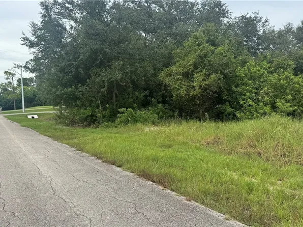 1808 Irving Ave, Lehigh Acres, FL 33972