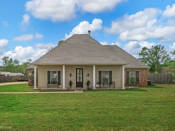 125 Edgewood Dr, Frierson, LA 71027