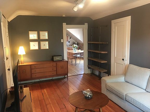 4th image of 2040 W McLean Ave #2