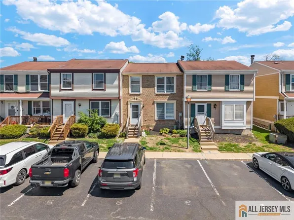 675 Bound Brook Rd #C007, Dunellen, NJ 08812