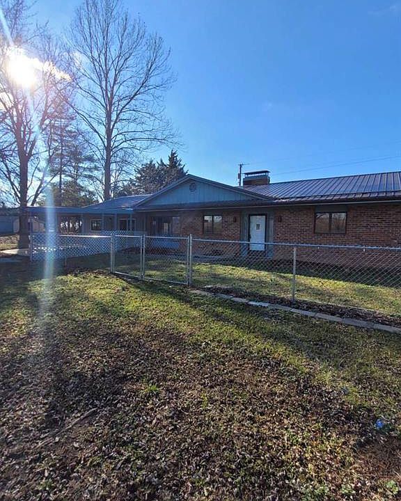 1st image of 32730 Henley Lake Dr