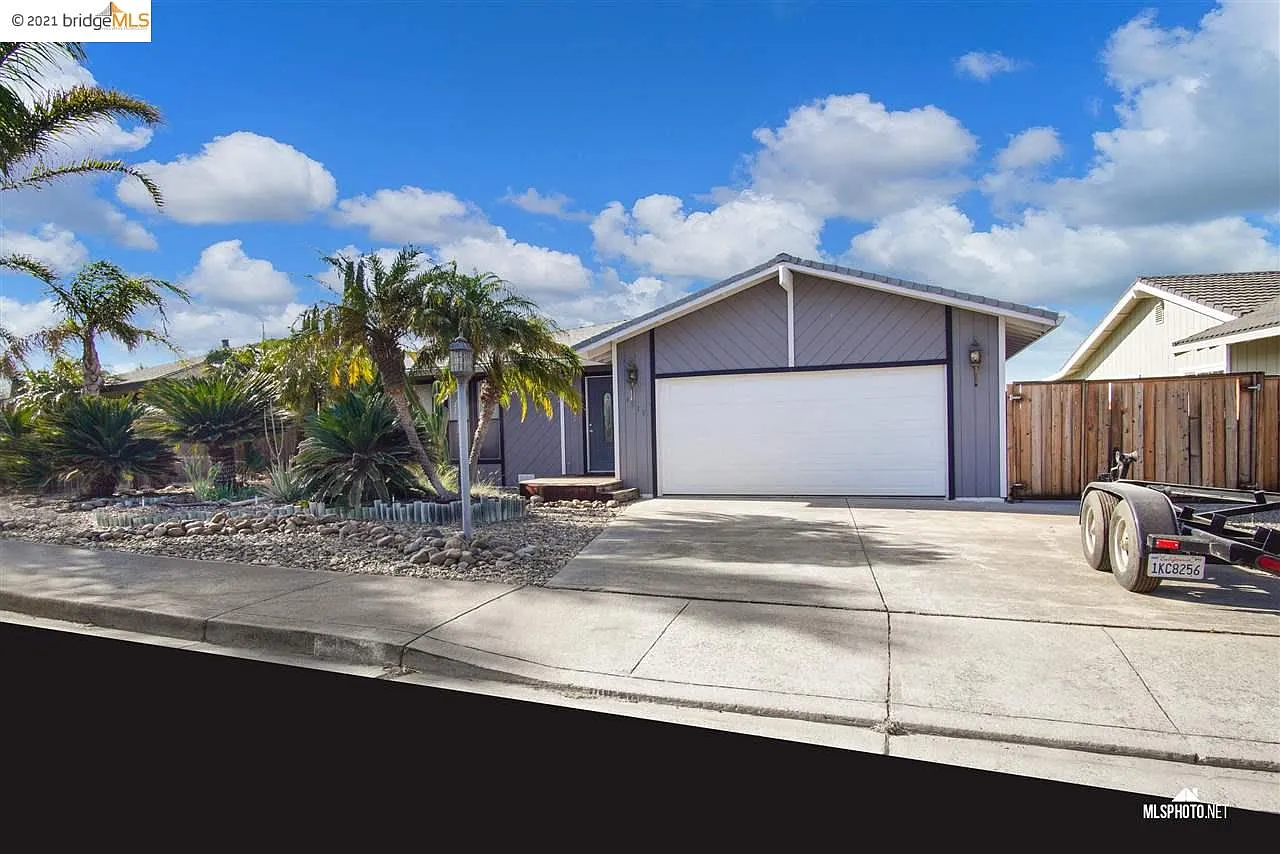 4919 South Point photo 1